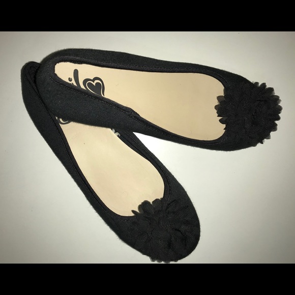 Girls Flats - Picture 3 of 5